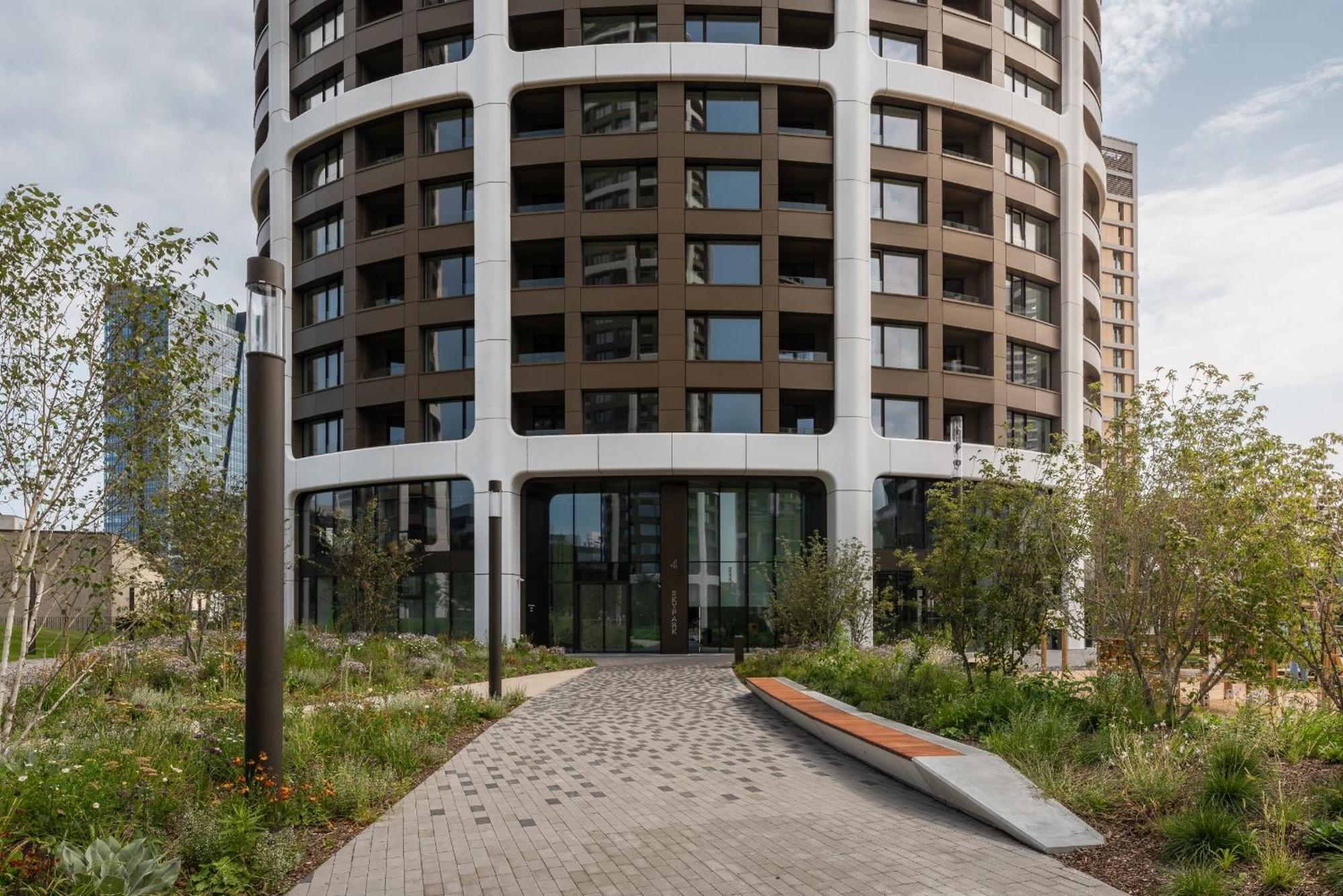 Cloud 9 Sky Park Elegance - Brand New With Stunning Views Bratislava